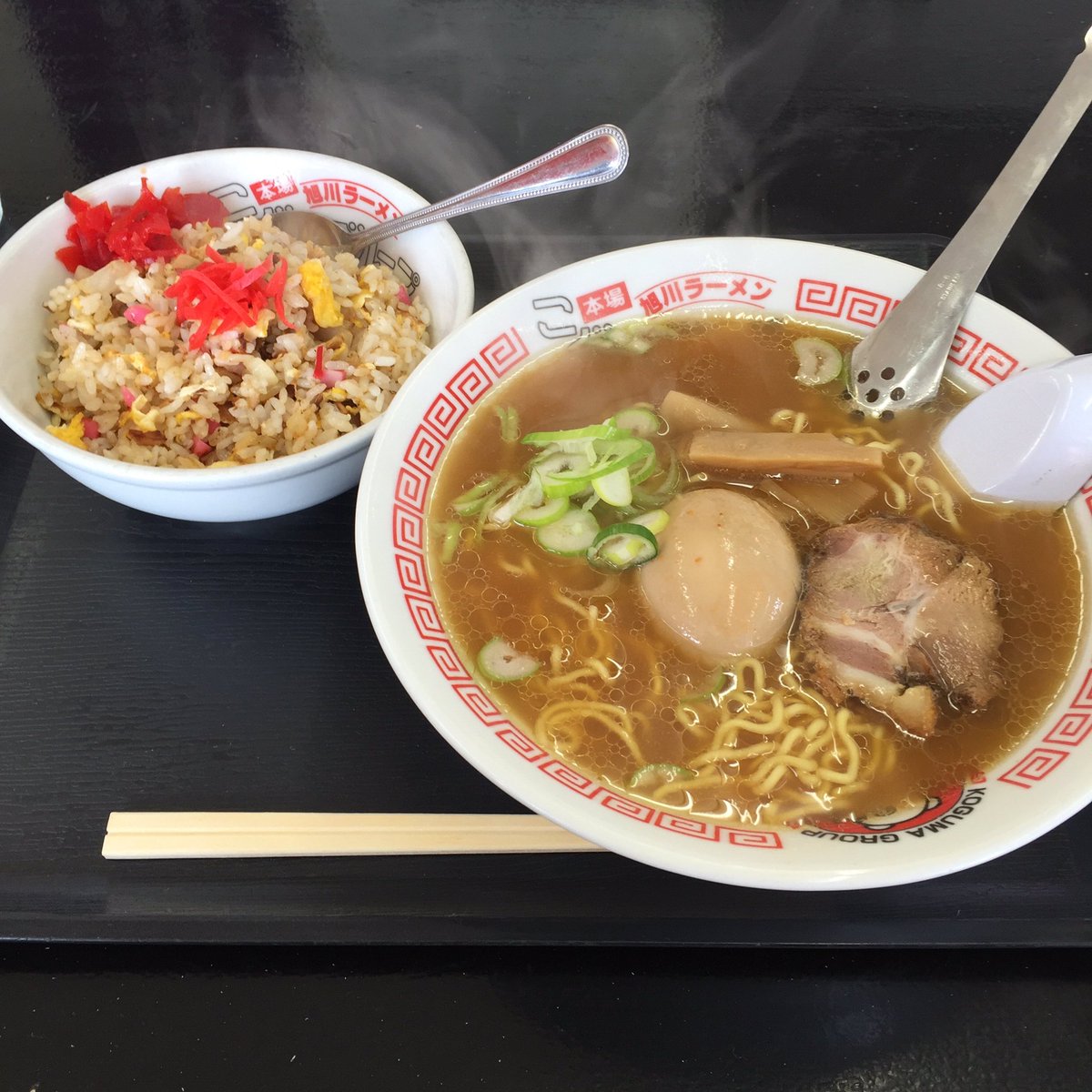 庵 お取り寄せ中 旭川ラーメンこぐまグループ豊岡店さんで正油ラーメンのチャーハンセットを 別の店舗ですが部活帰りによく通ってた懐かしい味です チャーシューの漬けだれで仕上がった味玉が絶品 旭川ラーメンこぐまグループ豊岡店 こぐま