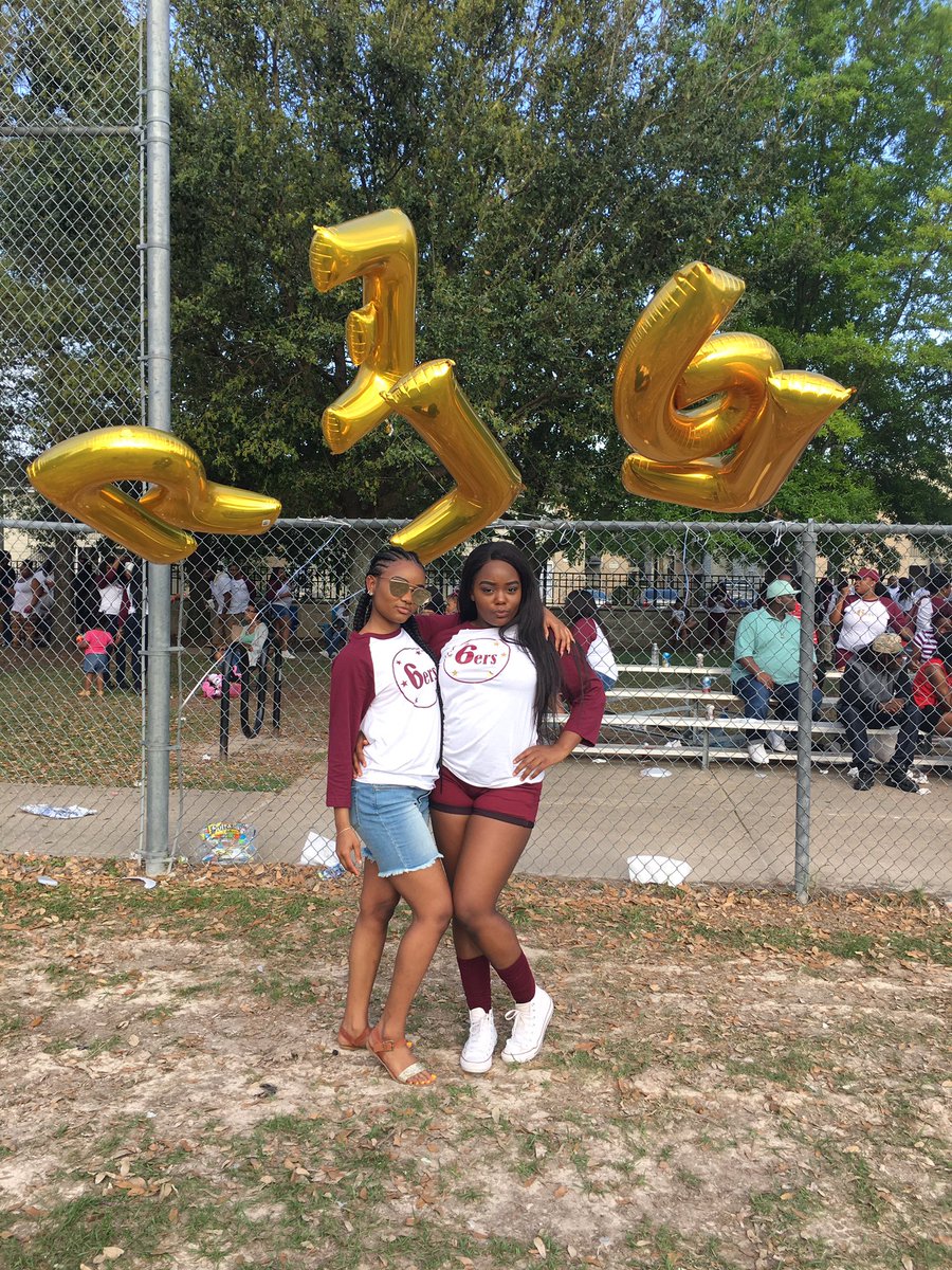 jaitheprincess's tweet photo. #longlivekingrell everything I do is for you and the beautiful nieces you left me . I love you baby ๐คโจ https://t.co/epRX3JtCss