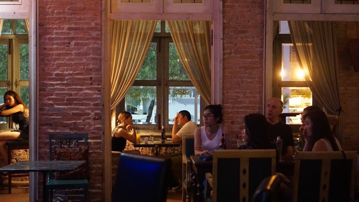 Claire Cameron tweet media