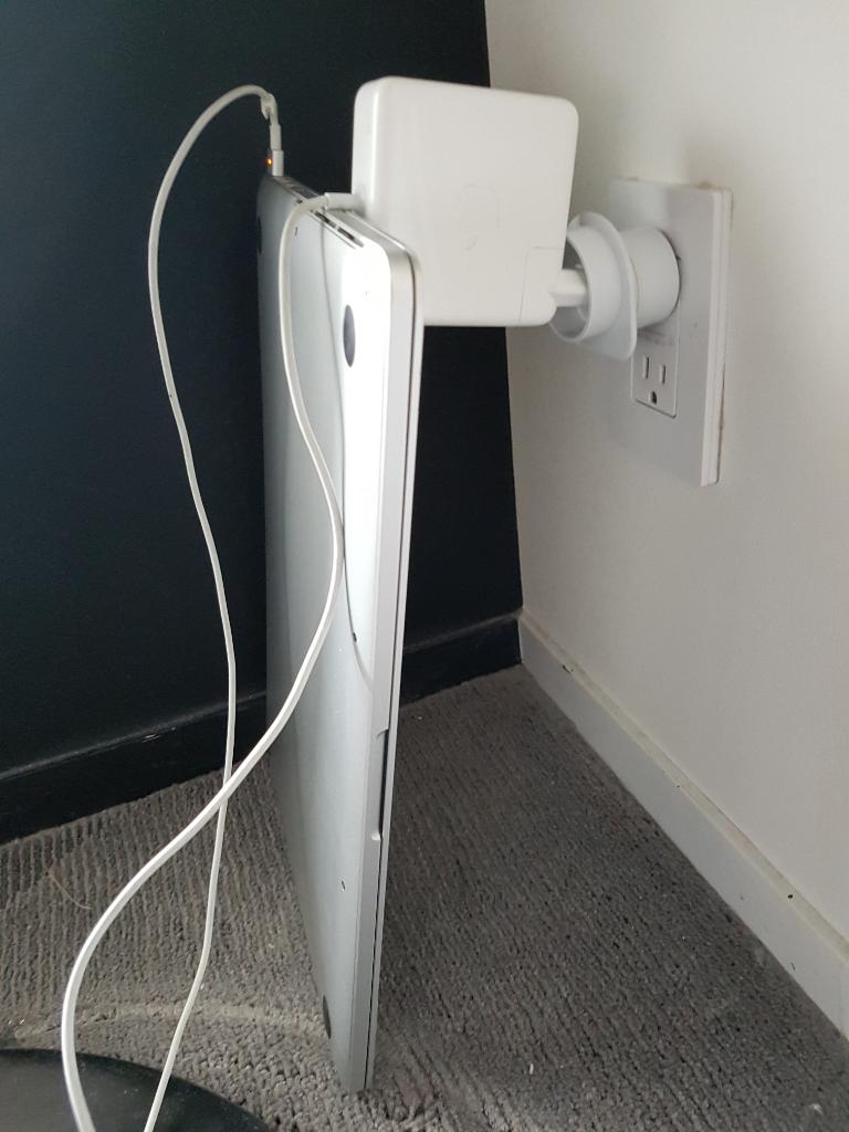 macbook pro power cord keeps falling out macbook pro power cord keeps falling out