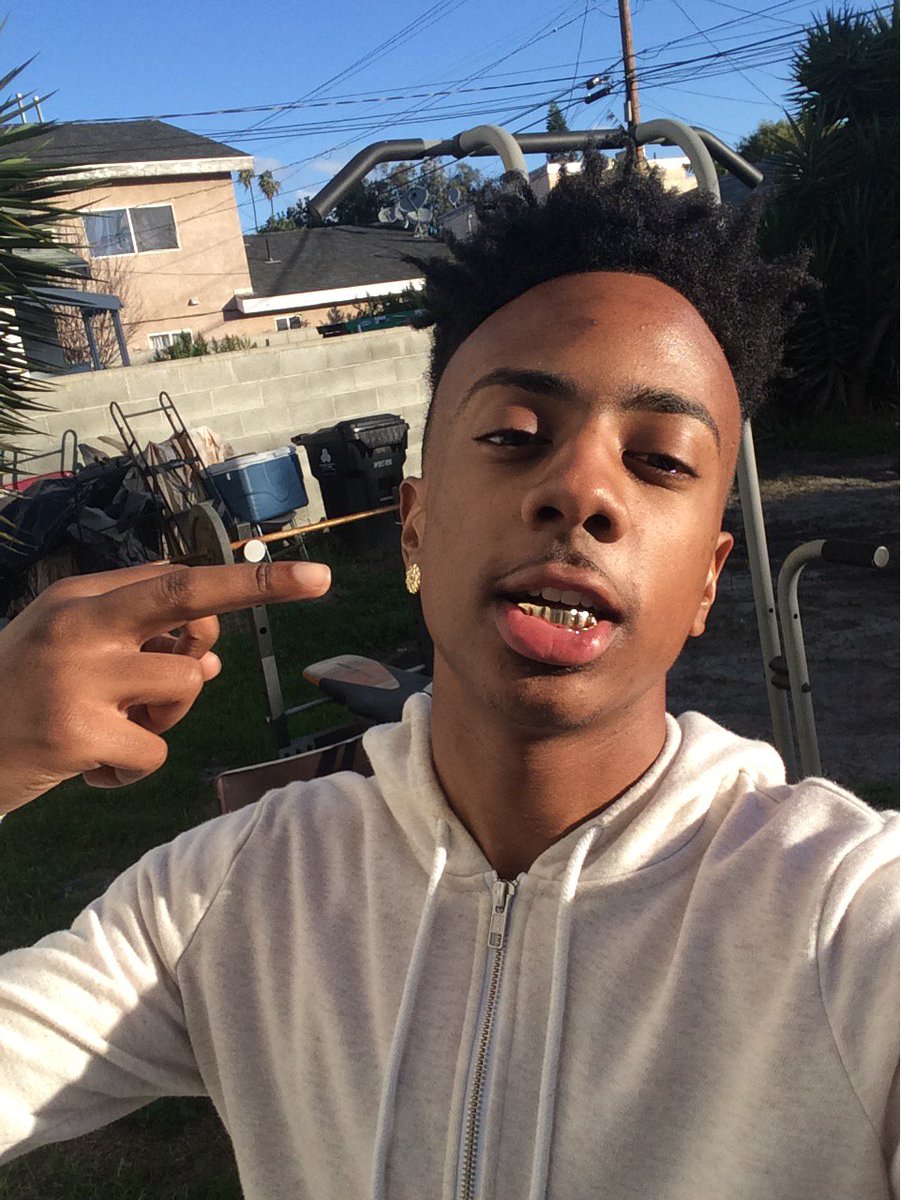 KingeYLS's tweet image. BreadKamp