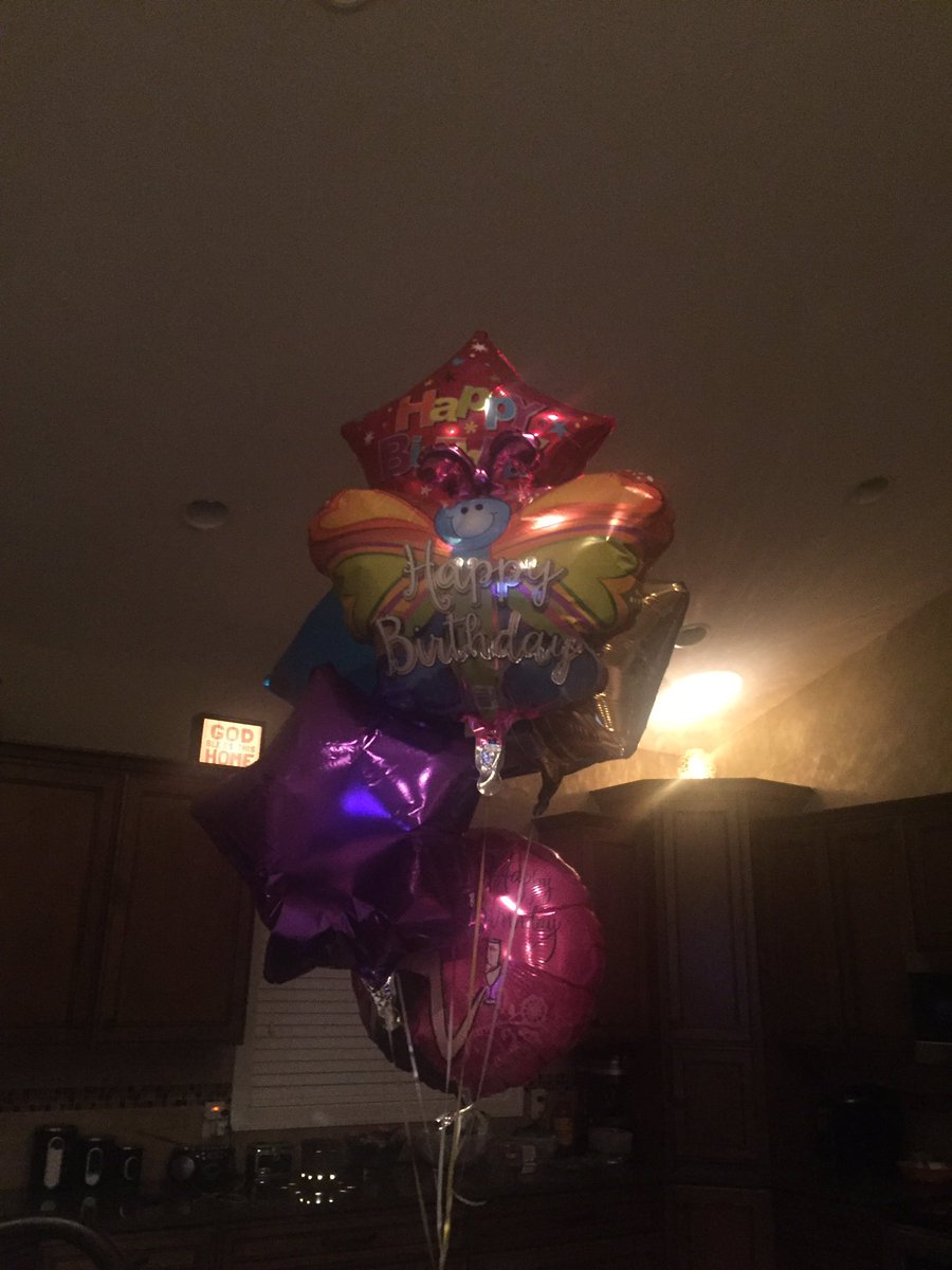 brookestatema's tweet photo. I got my wish from the best person ever! ❤️ @Jeni_B123 https://t.co/mfJloL1L3O