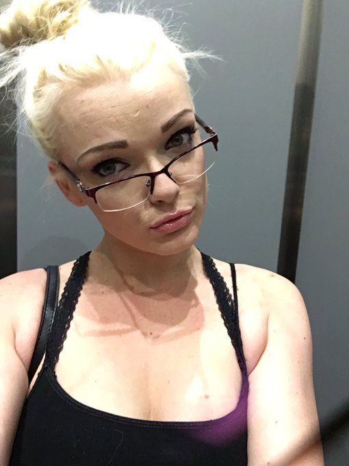 Kisses and loves 💕💞Loves and kisses 💞💕 😈😈😈 https://t.co/6cUQuYHXJ9<a href="/tag/footfetish"class="tags"><span>#footfetish</span></a><a href="/tag/feet"class="tags"><span>#feet</span></a><a href="/tag/wrinkledsoles"class="tags"><span>#wrinkledsoles</span></a>