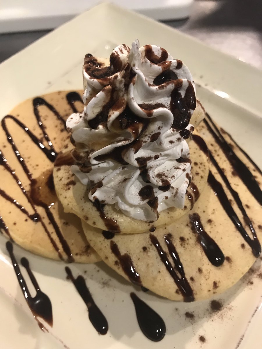 waiolicafe's tweet photo. 久々に国産全粒粉入りのパンケーキ！ランチではミニパンケーキが付きますよ！

#パンケーキ #全粒粉 #3月のスィーツ #天草 #���楽 #島旅でスィーツ https://t.co/shOAmszVdK