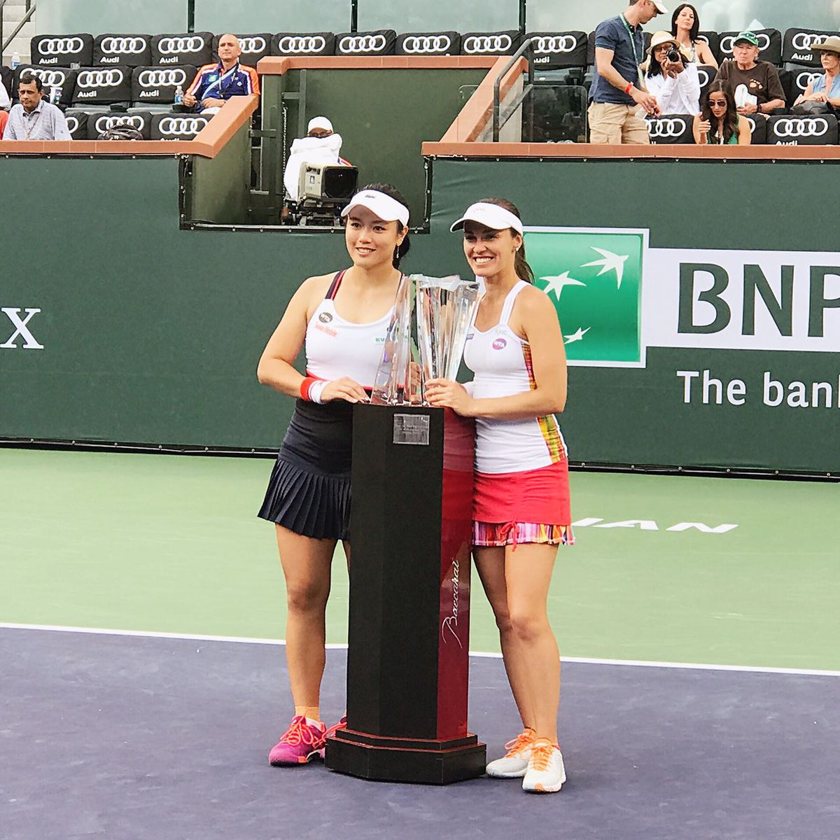 mhingis's tweet photo. first title with @YungJan_Chan  🏆🏆🏆 https://t.co/Jyd4xVvdik