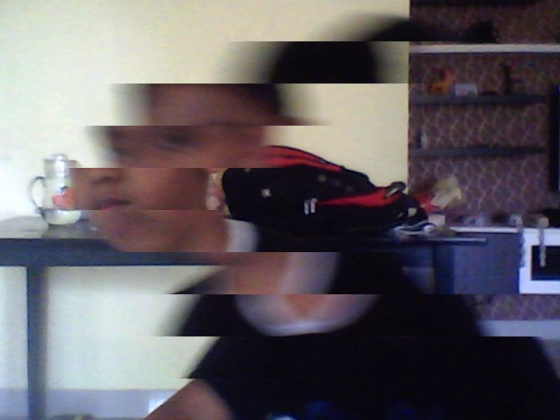 look at me distored #webcamtoy