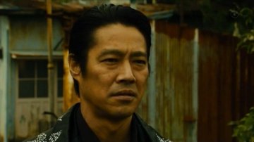 土竜の唄 日浦匡也クレイジーパピヨンの最後は死亡 かっこいい名言や義足を解説 玲二の正体に気づいている 実写モデルは誰 エンタメ 漫画blog