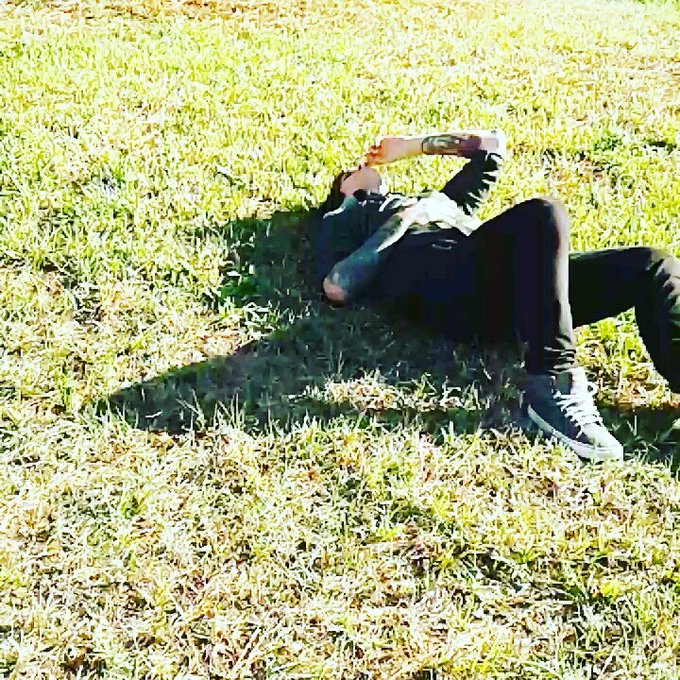Sometimes you just gotta gather yourself to make a better you. #kellinstcloud #poetry #philosophy #photography<a href="/tag/photography"class="tags"><span>#photography</span></a><a href="/tag/poetry"class="tags"><span>#poetry</span></a><a href="/tag/philosophy"class="tags"><span>#philosophy</span></a><a href="/tag/modeling"class="tags"><span>#modeling</span></a><a href="/tag/k"class="tags"><span>#k</span></a>