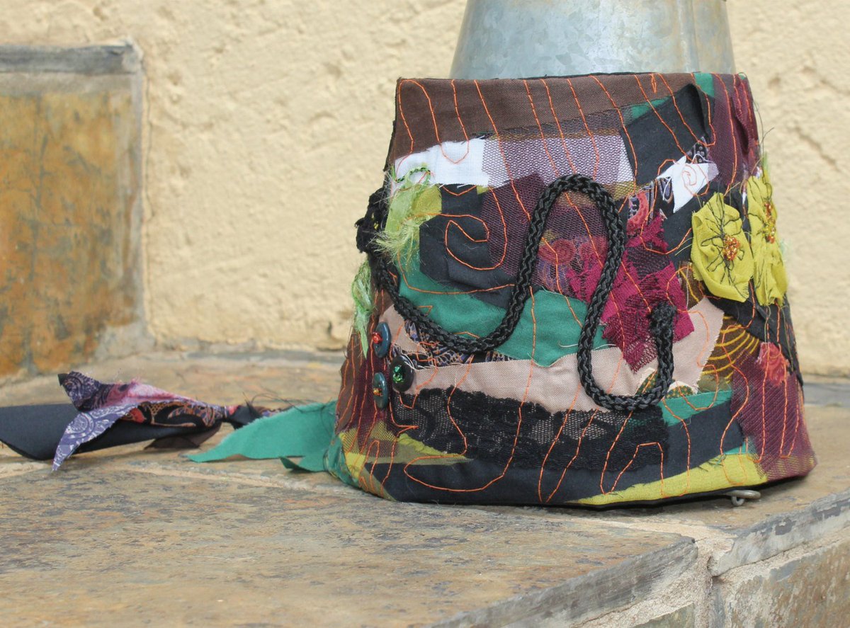 kennainafrica's tweet photo. Boho head band , Dread band , Dreadlocks , Hippie head band , Wearable⦠https://t.co/PQPykJ695T #MyNewTag #DreadWrap https://t.co/aAGiAADWw6