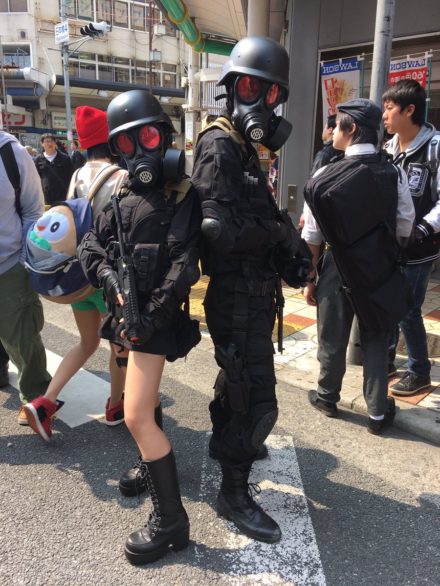 ガスそら サバゲー初心者 Twitterissa ストフェス ガスマスク コスプレ アンブレラ職員さん 撮影ありがとうございました