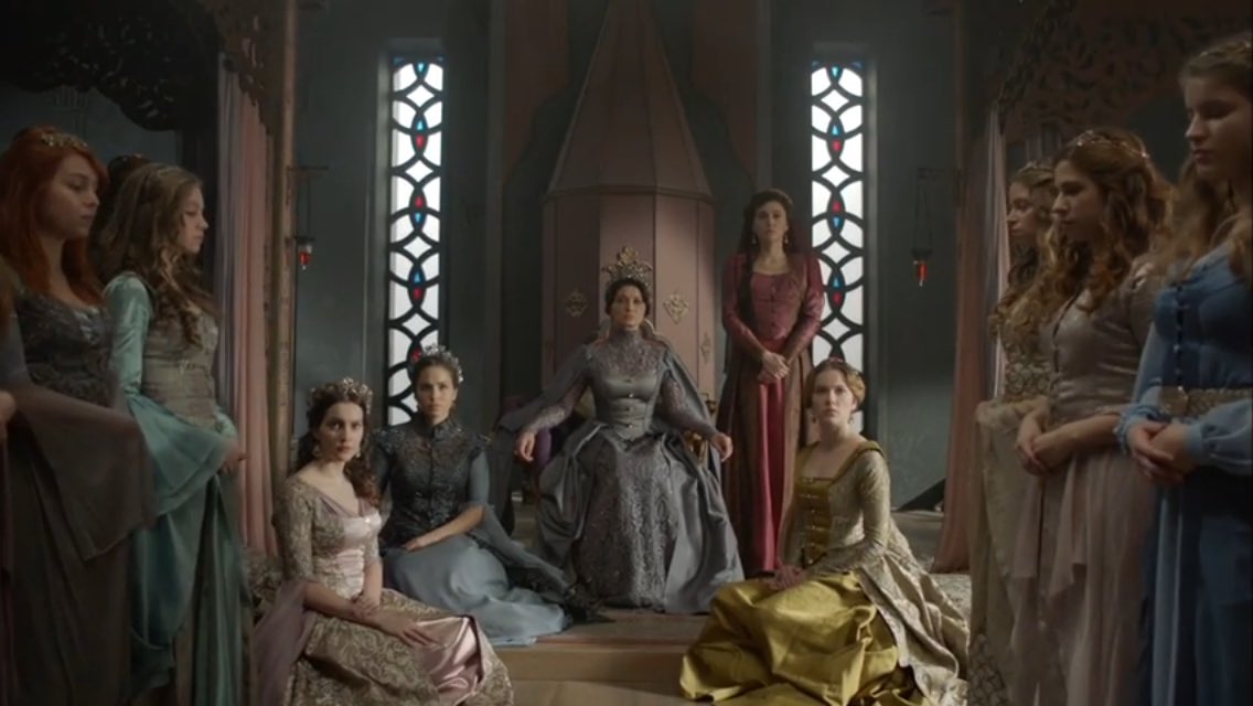 postaciezws's tweet photo. Sułtanka Kösem | wsk ✨✨ https://t.co/dMfqk1EgaI