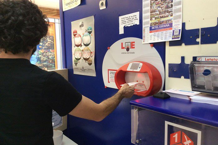 #Palencia Buenavista de Valdivia se baña en billetes gracias a la <a href="/bono_loto/">BonoLoto</a> <a href="/loterias_es/">Loterías del Estado</a> goo.gl/7JFQgW