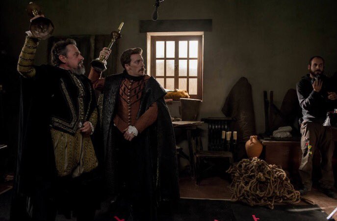 MdT_TVE's tweet photo. |REPORTAJE| Así estamos cocinando la 3a Temporada ⌛️🚪⏳ https://t.co/EveYzOntMG #MdT3 https://t.co/A902gwCaVn