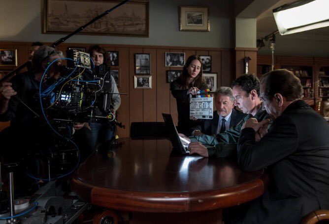MdT_TVE's tweet photo. |REPORTAJE| Así estamos cocinando la 3a Temporada ⌛️🚪⏳ https://t.co/EveYzOntMG #MdT3 https://t.co/A902gwCaVn
