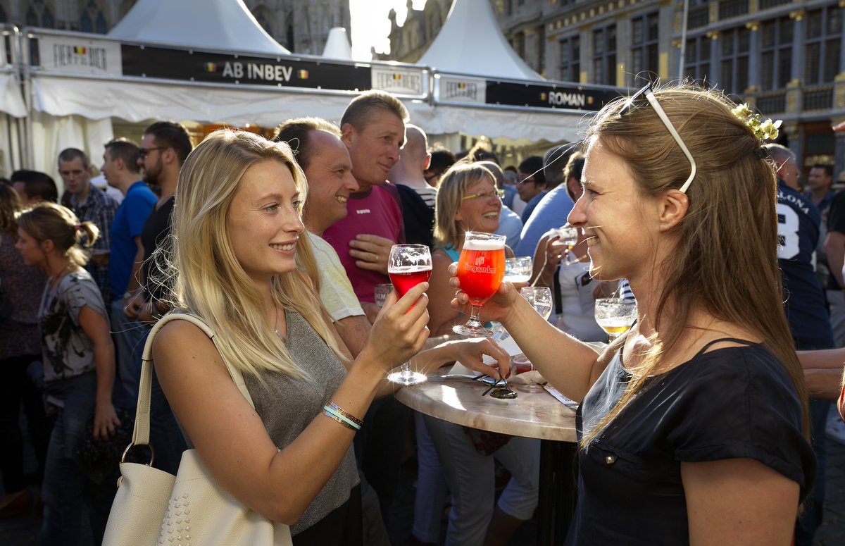 Youropi's tweet photo. Pak je agenda er maar vast bij, want #Vlaanderen barst van de culinaire #festivals dit jaar! Check: https://t.co/PCg922lCPw https://t.co/GXjM12dBYI