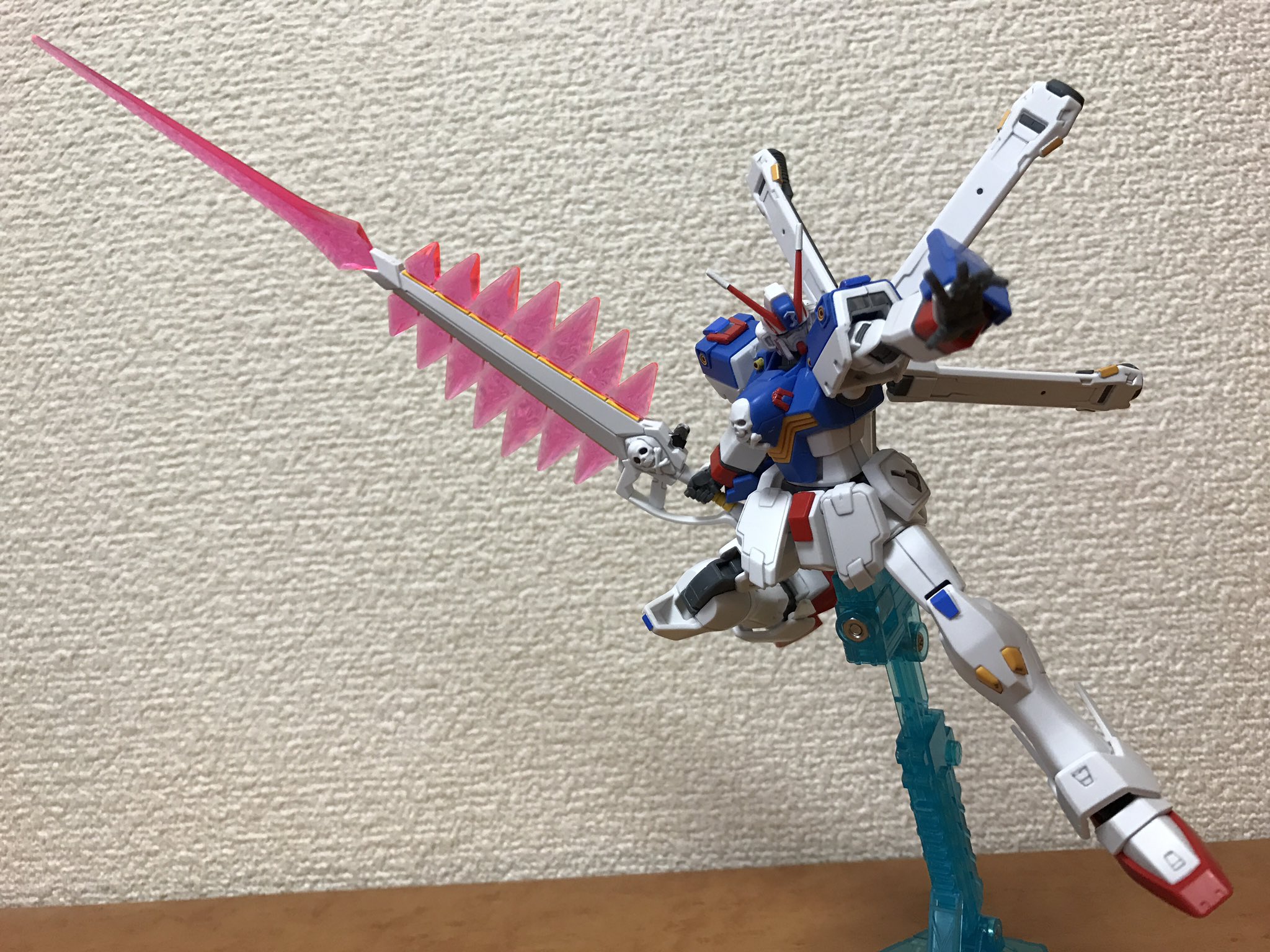 蒼之流星 בטוויטר Hgクロスボーンガンダムx3 ひとまず完成 ムラマサブラスターのドクロの所の青とか多分しくじるんで塗ってないとかで細かい色足りませんが ムラマサブラスター なっがーい ガンプラ 蒼之流星 בטוויטר Hgクロスボーンガンダムx3 ひとまず完成 ムラマサブラスターのドクロの所の青とか多分しくじるんで塗ってないとかで細かい色足りませんが ムラマサブラスター なっがーい ガンプラ