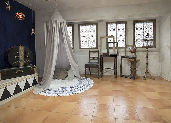 hacostudio's tweet image. 【ハコスタジオ弁天町　POM】
3月18日(土)にオープンしたPOMの全容が明らかに!?
アラビアンテイストだった部屋がシャビーシックで大人なスタジオに大変身！
大きな椅子があった黄金部屋も内装一新！大きなベッド置いちゃいました！
hacostudio.com/studio/pom/