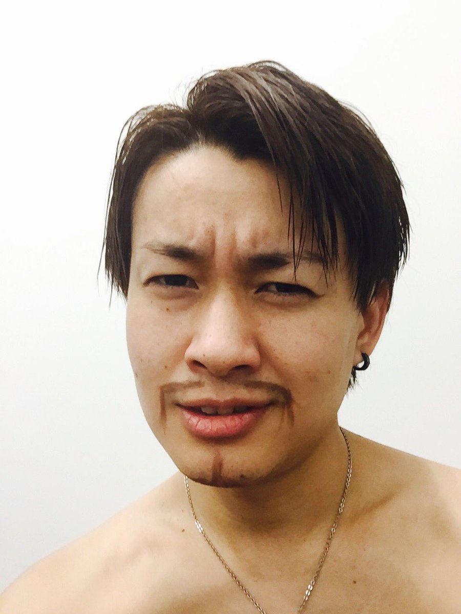 Kei Everzone 在 Twitter 上 髪切った ジェル着けた 真島の兄さんみたいになった 龍が如く 桐生ちゃーん 真島吾朗 T Co Ddpdl4cahl Twitter