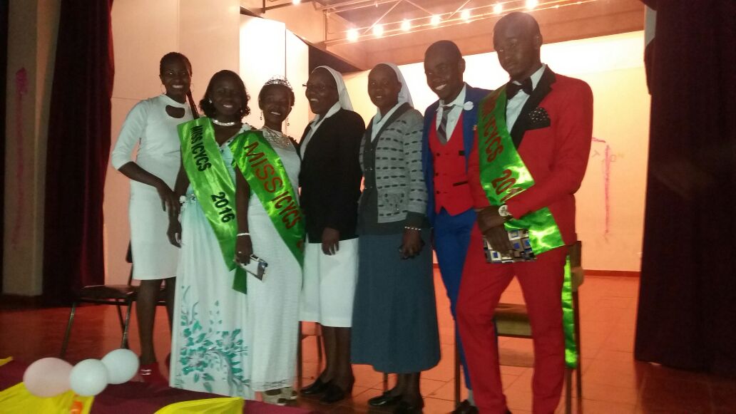 ICYCS1's tweet photo. Congratulations Ms Regina and Mr. Maluku, the incoming Miss and Mr IC-YCS 2017 respectively
#StudentsforPeace
#ICYCSArchdioceseofNairobi https://t.co/yVEtFnGoY3