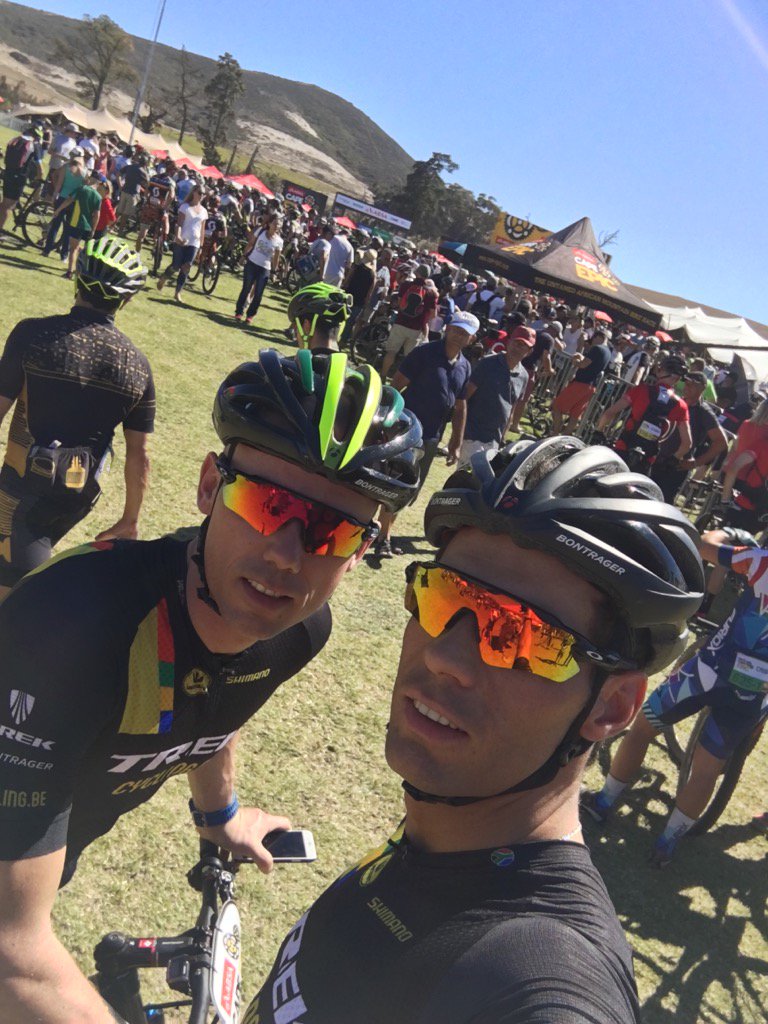 svenvth's tweet photo. Ready to start!! @TrekBikes @VermarcSport @ShimanoMTB @oakley @Trisportpharma @Bontrager @sport.be https://t.co/NJMajlTp7T