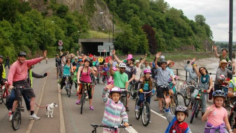 bristol247's tweet photo. It's official - Bristol is the best place to live in the UK: https://t.co/oNiNrXAlyk https://t.co/pey9NQp5ak