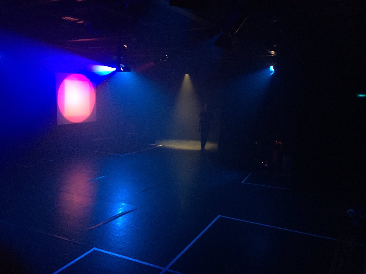 1 more performance at Ostade A'dam this evening 19.30 in this dark &amp; light world #weshallmeet #ostadeadam #nodarkness #wearethedead #1984