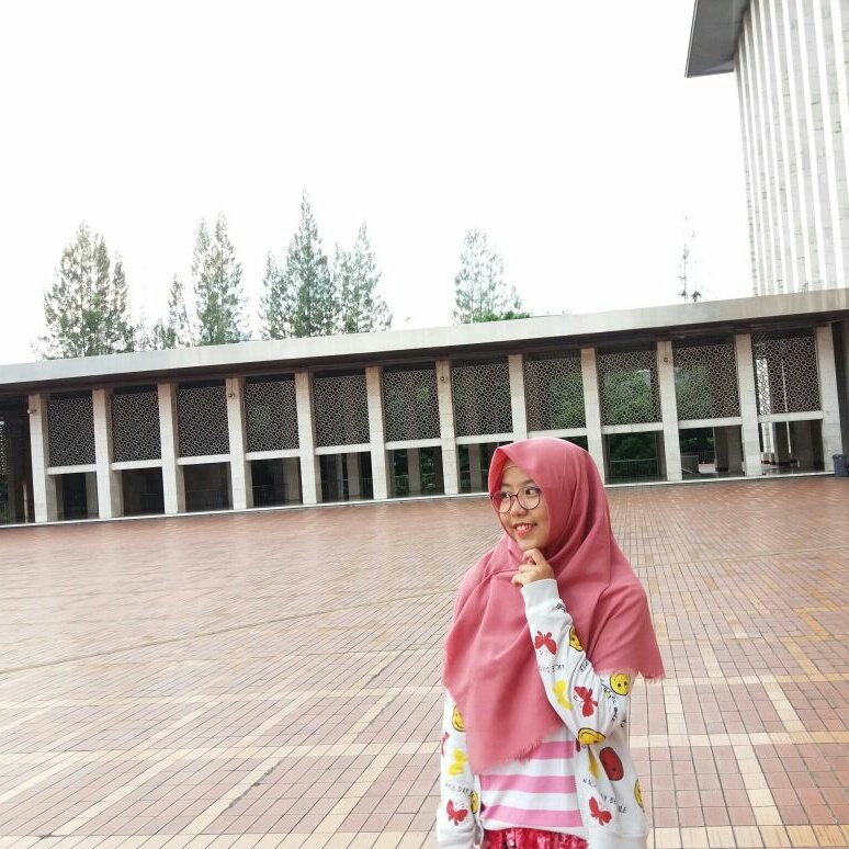 IndriaAp's tweet photo. #FotoProfilBaru https://t.co/nXVW4KE17f