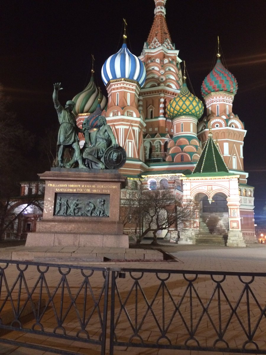 atomdivision's tweet image. Last official show of the @hollerado tour supporting @Sum41   Music starts at 8. It's been a great run. Love #Moscow