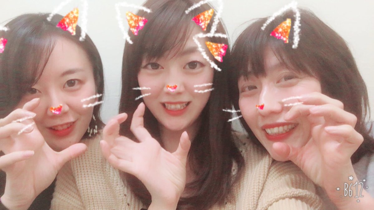 室谷由紀 On Twitter いま 三姉妹と父でご飯食べています 笑 久しぶりで楽しい W