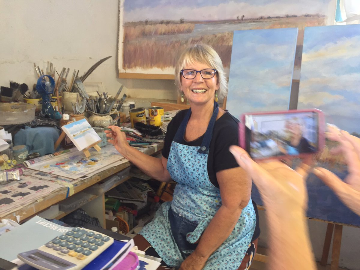 bokkomlaan's tweet photo. Come meet Artist #MarinaClunie in her Riverside Studio in Bokkomlaan.

Then take a visual treasure home which captures the beauty of Nature https://t.co/O4dwIhjgBF