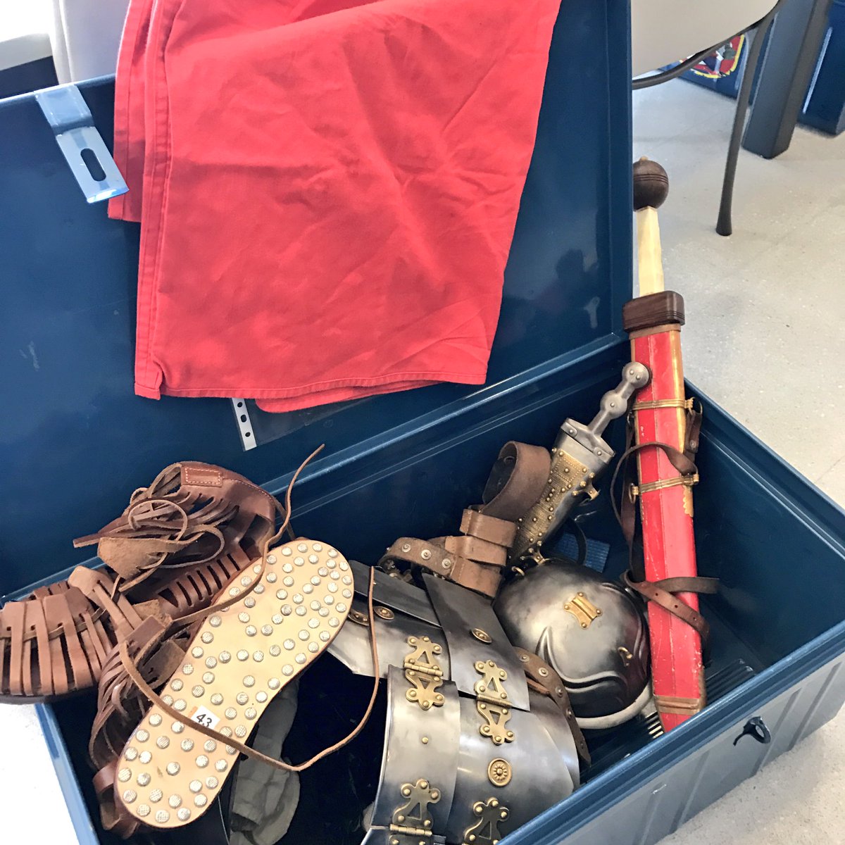 BarcinoOriens's tweet photo. Tot a punt per la III Festa Romana
2n aniversari del Museu Romà @MuseuRomaPM #CanFerrerons #PremiàDeMar Vos expectamus!
Us esperem! #Barcino https://t.co/61jnrAF16p