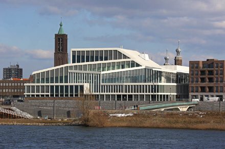 Onderweg naar <a href="/MaaspoortVenlo/">Maaspoort</a>! Tot vanmiddag! #VliegtRechtJeHartIn #PeterPanNJMT #NJMTMUSICALS