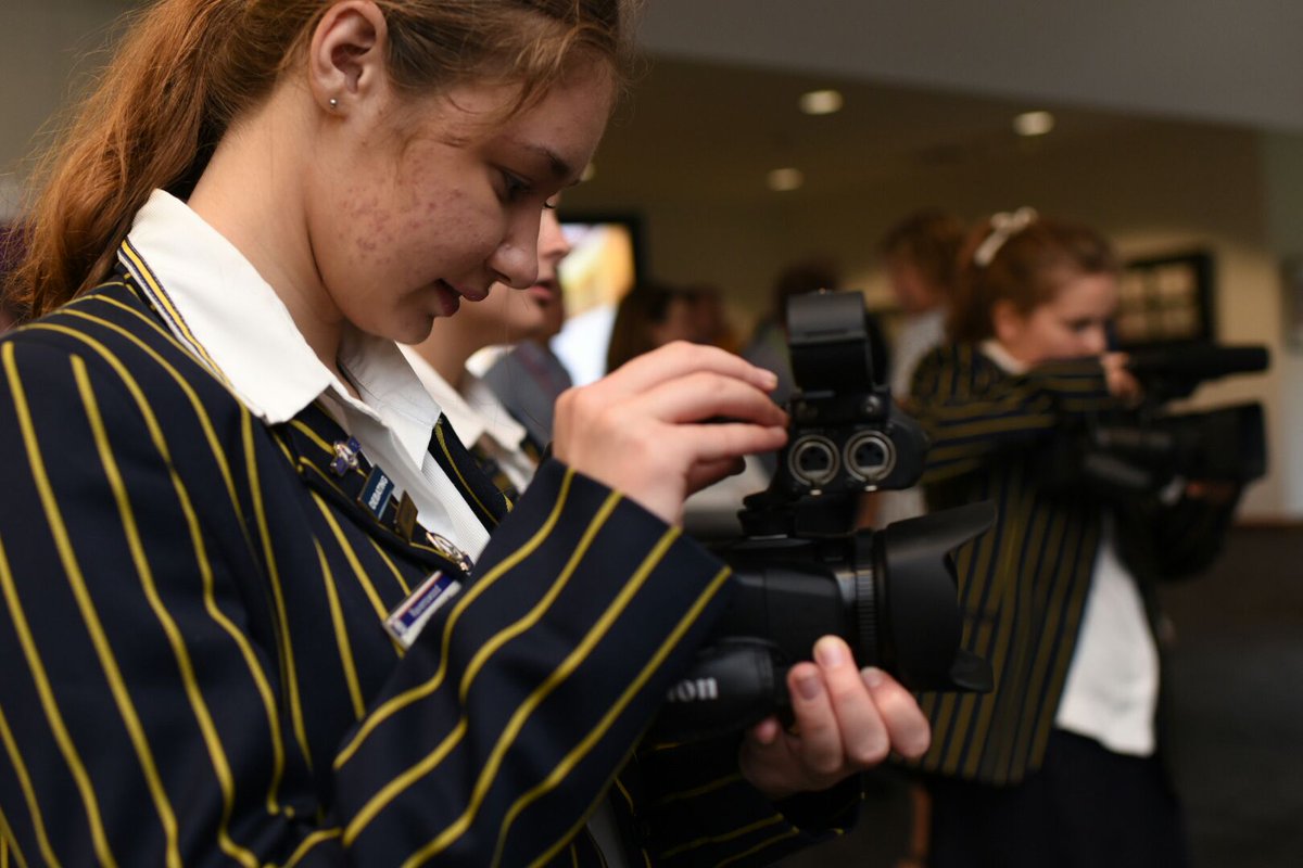 Ravenswood_News's tweet photo. Thank you Keynotes, planning committee and all behind #ConfPESA2017  See @Ravenswood_News Yr 12's compilation video https://t.co/CX4Y5eXiNc https://t.co/m91WXe6CXd