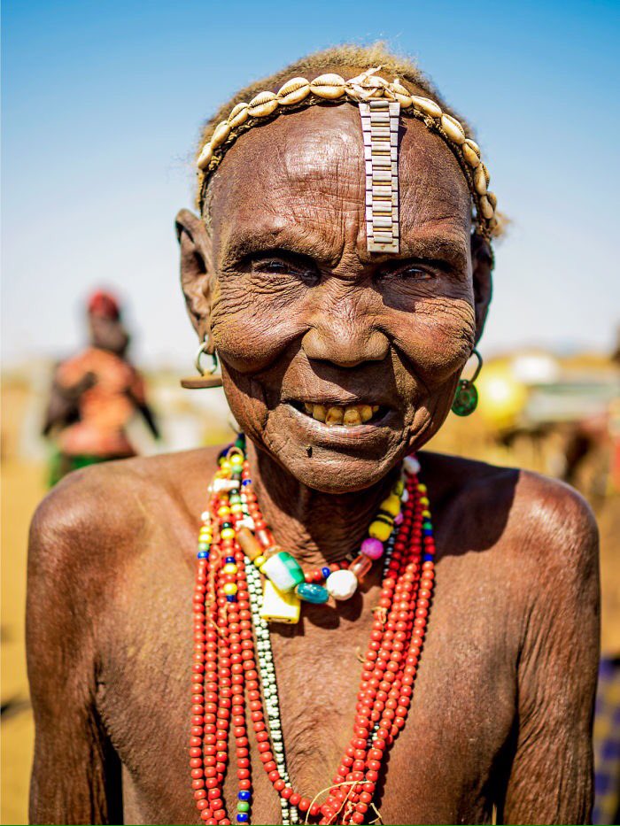 EbrahimHeidari's tweet photo. مادران الماس - ١
عكسهاى عمر ردا
از زنان قبيله اومو در اتيوپى
.
#OmarReda #Ethiopia #OmoTribes #PhotoDigg https://t.co/CrVRU2slQV