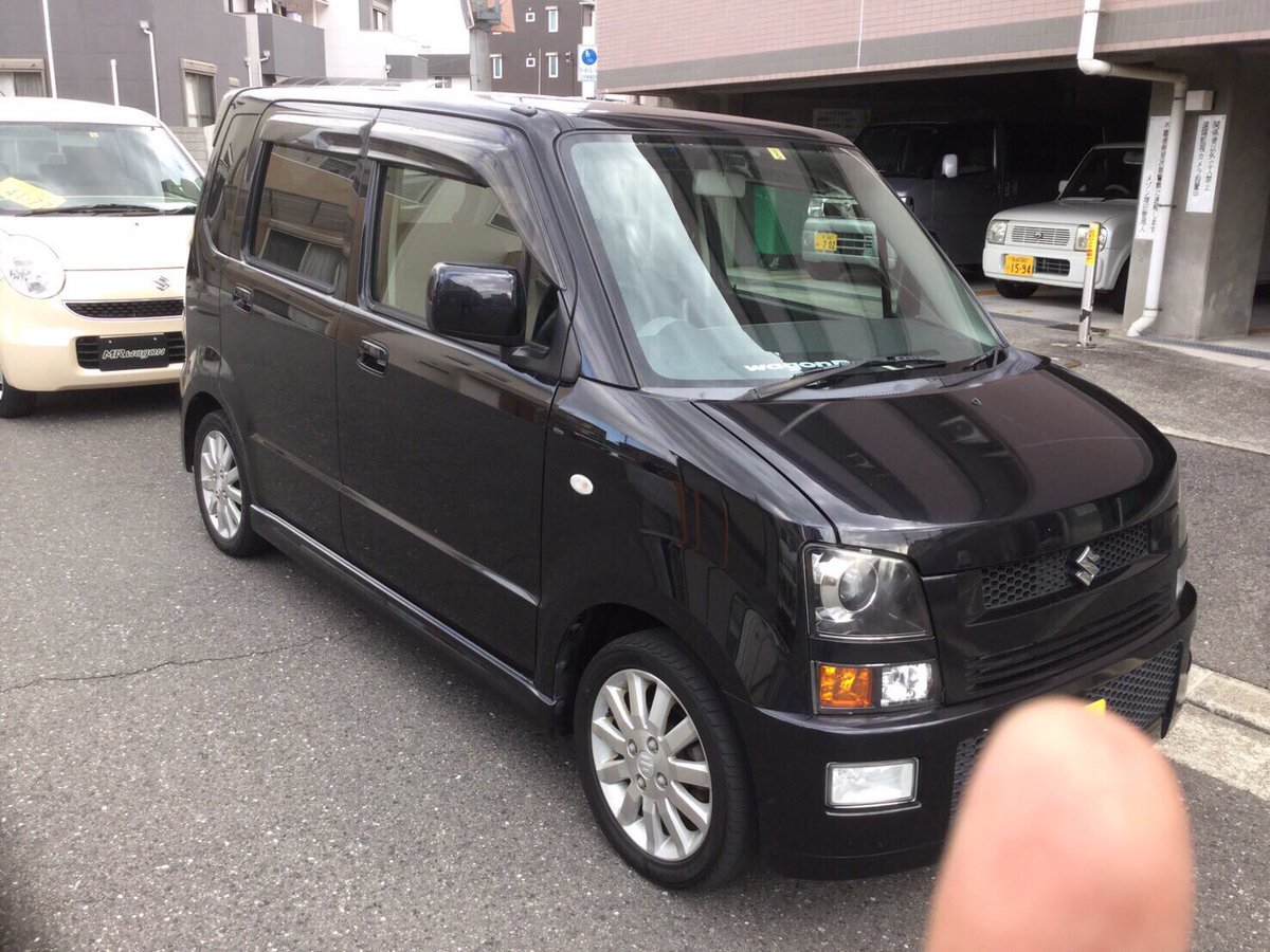 RUBUTAN30's tweet photo. RRターボ
距離11万キロ
車検が5月まで
ストラーダナビ
サブウーハー
現状で20
車検入れて25です！！
#車売ります https://t.co/FwKf5pSzb6