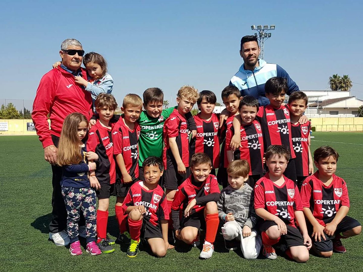 Partido muy disputado de nuestro #prebenjamínA contra el <a href="/ADRinconDeSeca/">ImperialADRS</a> , con gran victoria para los nuestros. 💪💪💪