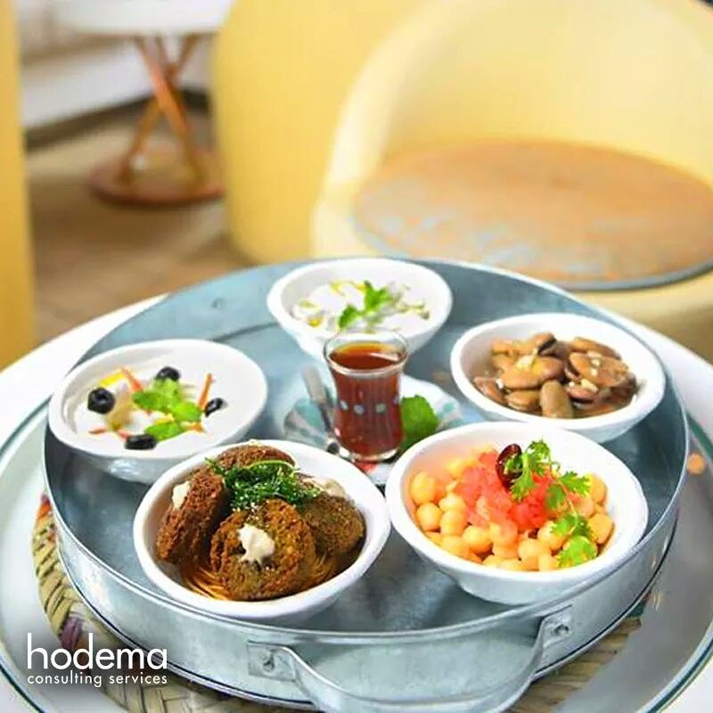 HodemaCo's tweet photo. Traditional Kuwaiti food is becoming very popular in Kuwait in modern designed restaurants.

#Hodema #MiddleEast #Kuwait https://t.co/i8zFGvwdJe