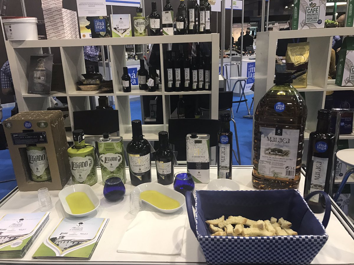 FincaColchado's tweet photo. #aove #evoo #hostelería #turismo #vigenextra inaugurado @SalonHyT estamos en zona @SaboraMalaga mañana cata de aoves de 11 a 12, ¡visítanos! https://t.co/fYlYkIdr3N