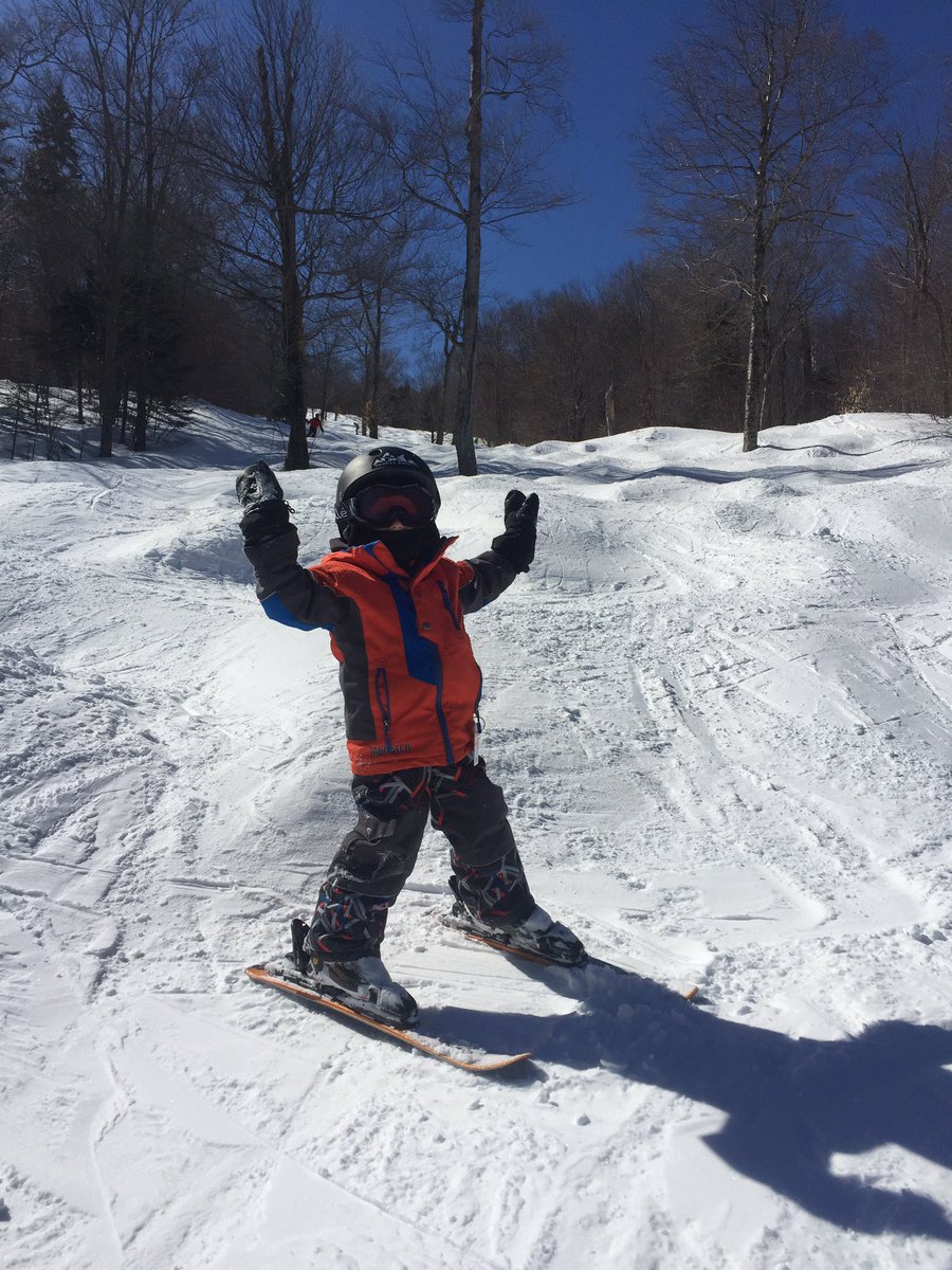 J_PowderBandit's tweet photo. Thank you @MontTremblant for another unforgettable March Break! Get Outside & Get Active!
#PowderBandit https://t.co/1gwALeQcAl