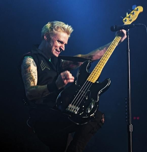 telegramdotcom (@telegramdotcom) on Twitter photo ICYMI. Concert review: With help from Rutland rocker, Green Day thrills DCU crowd buff.ly/2mFkDkj <a href="/GreenDay/">Green Day</a> <a href="/DCUCenter/">DCU Center</a> <a href="/CraigSemon/">Craig Semon</a> ICYMI. Concert review: With help from Rutland rocker, Green Day thrills DCU crowd buff.ly/2mFkDkj <a href="/GreenDay/">Green Day</a> <a href="/DCUCenter/">DCU Center</a> <a href="/CraigSemon/">Craig Semon</a>