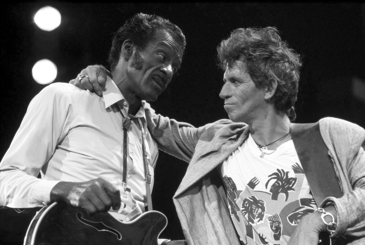 mikidelnorte's tweet photo. El día que Chuck Berry le pegó una trompada a Keith Richards https://t.co/zUDLIJtXz3 https://t.co/uptYX58bqk