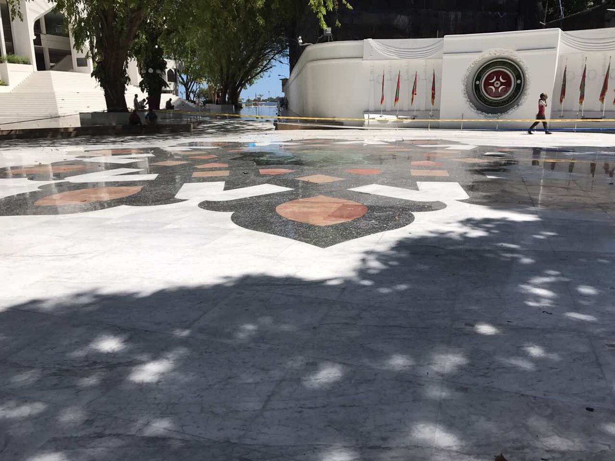 MMuizzu's tweet image. Islamic Centre 'pattern area' rectified.