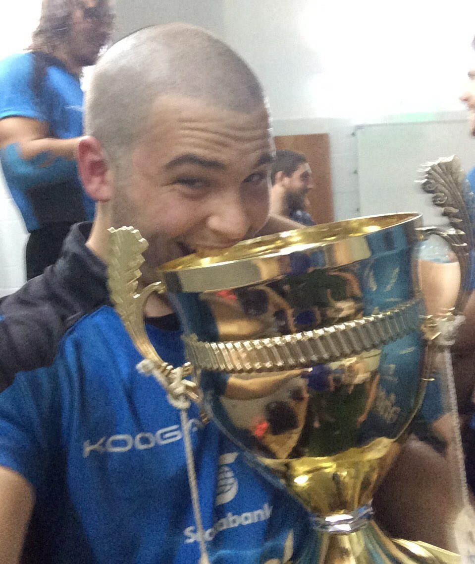 OCC_RUGBY's tweet photo. ☘ Hoy saludamos al Yama Arburúas que está de #CumpleAzul 🎂 @yamaarbu97 https://t.co/Wm4uxjKpfT