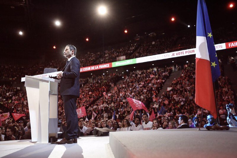 Beau meeting! Beau discours! Beau dimanche! #HamonBercy