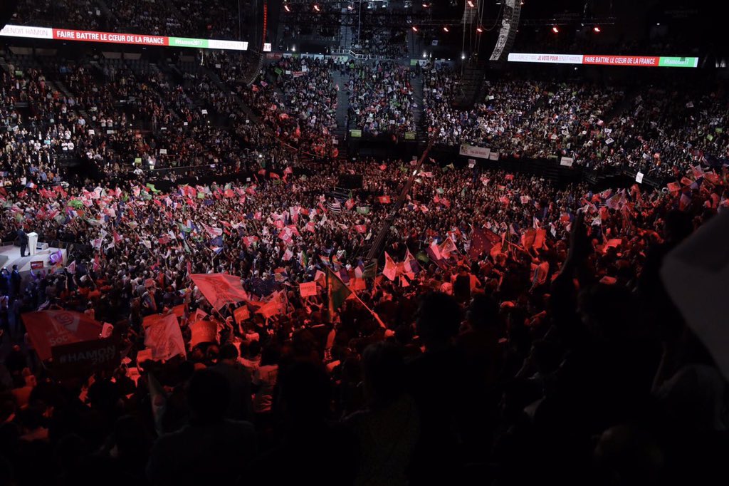 jccambadelis's tweet photo. Beau meeting! Beau discours! Beau dimanche! #HamonBercy https://t.co/REbk67XKnU