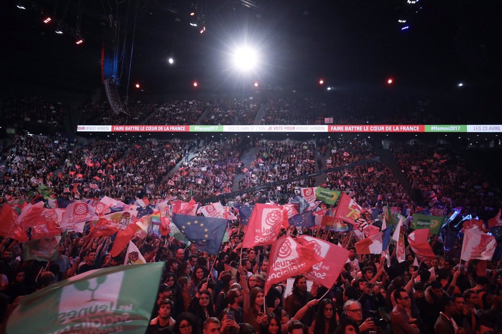 jccambadelis's tweet photo. Beau meeting! Beau discours! Beau dimanche! #HamonBercy https://t.co/REbk67XKnU