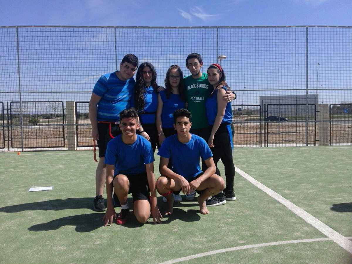 Vva_BlackStorks's tweet photo. Liga Juvenil Black Storks 2017 – Jornada 3: Red Storks 46 – 18 Blue Storks. Lee el resumen del partido aquí: https://t.co/Wr8Xzc6ine #LJBS https://t.co/sHmS1Cz7K0