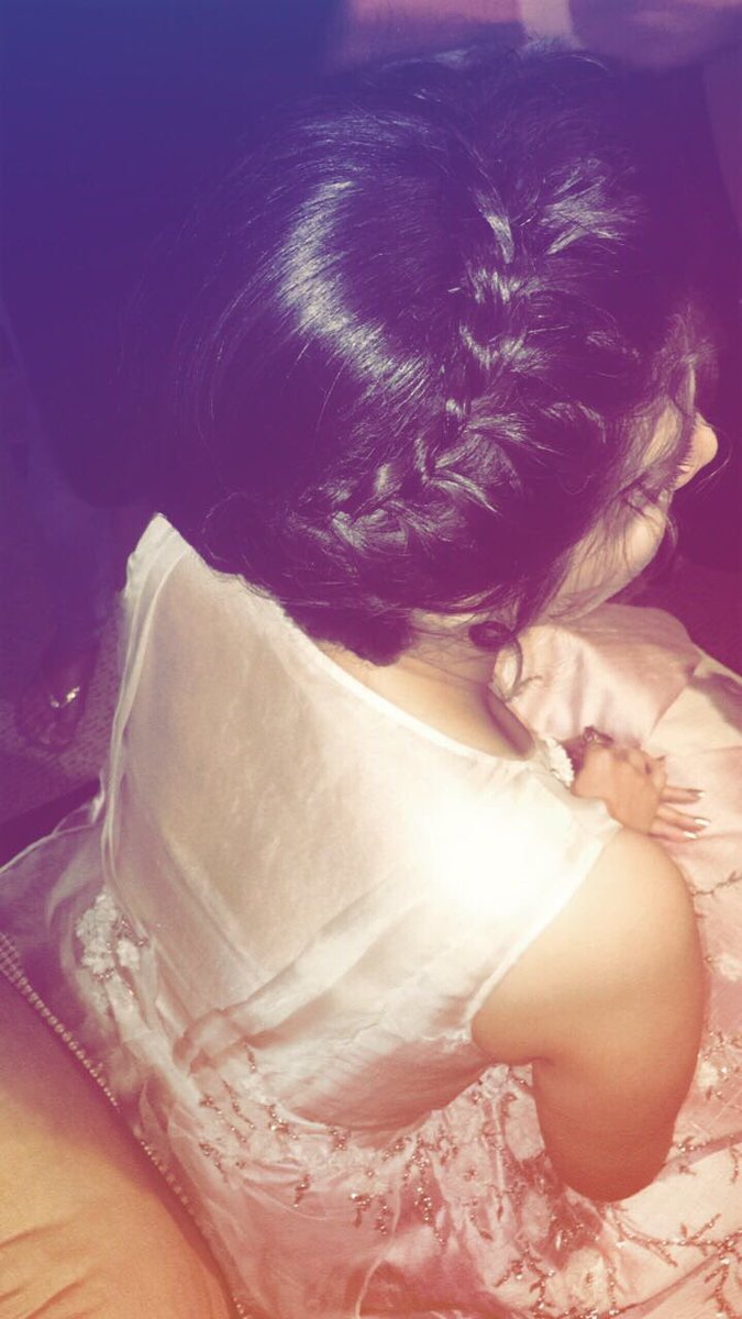 Our host for the evening is getting ready. Find out who soon! #t2at10