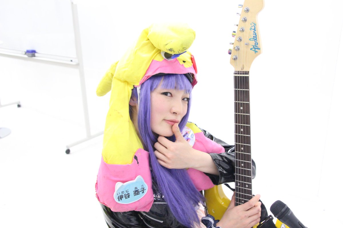 MacheVariety's tweet photo. 【#マヨバカ】ただいまマシェバラ番組内でリツイート対決中！こちらは伊谷亜子ちゃんの(サムポーズ)です！リツイートお願いします！https://t.co/IDixMehran https://t.co/rbepIkdzP9
