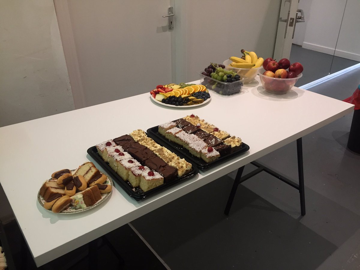 Hack_Construct's tweet photo. Final lunch for the #APShack attendees in advance of the 1pm awards. Look out for the @dotbuilte #periscope link to see the presentations https://t.co/gGBoxGD0Eo